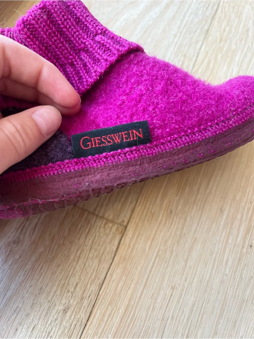 Giesswein Kids Fuchsia Wool Slippers with Knit Cuffs